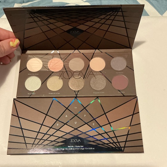 ZOEVA Other - Zoeva En Taupe Eyeshadow Palette